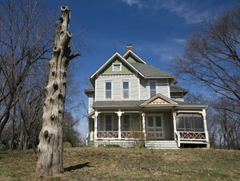 Bleeding Kansas is based on Saras experiences as a child Kansas. This is the home she grew up in.